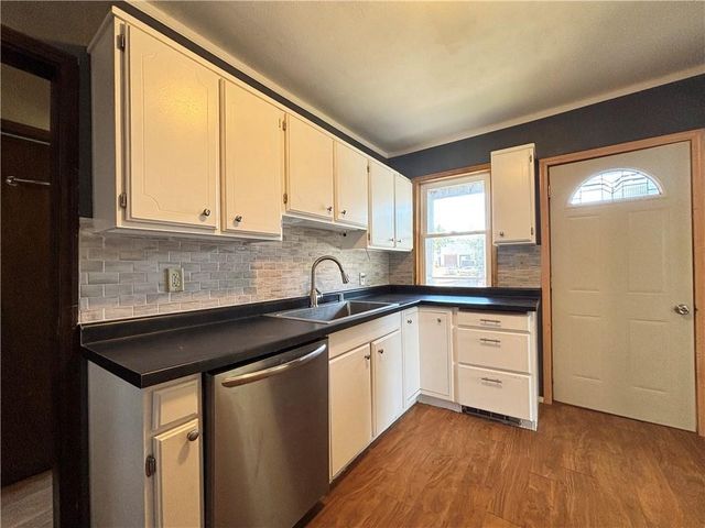 301 W Newton Street, Rice Lake, WI 54868