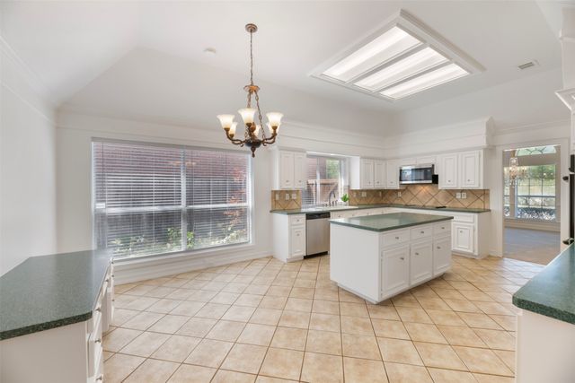 2948 San Simeon Way, Plano, TX 75023