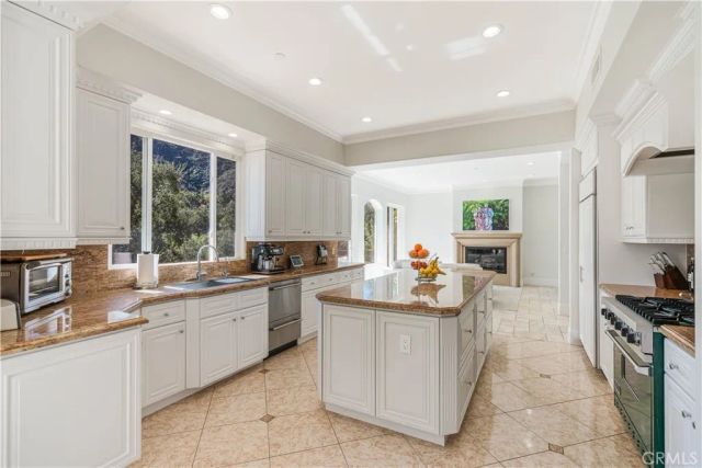 11 Baymare, Bell Canyon, CA 91307