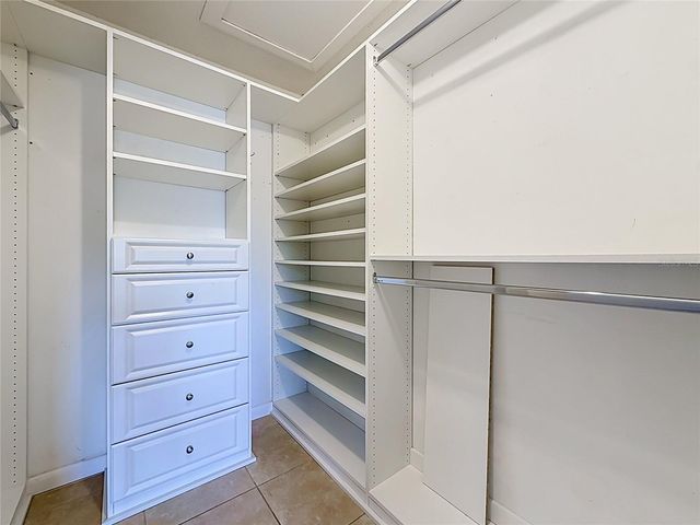 2733 COUNTRYSIDE BOULEVARD 105, Clearwater, FL 33761