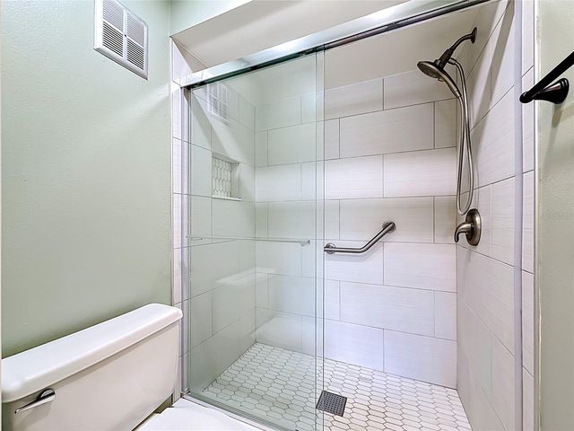 2733 COUNTRYSIDE BOULEVARD 105, Clearwater, FL 33761