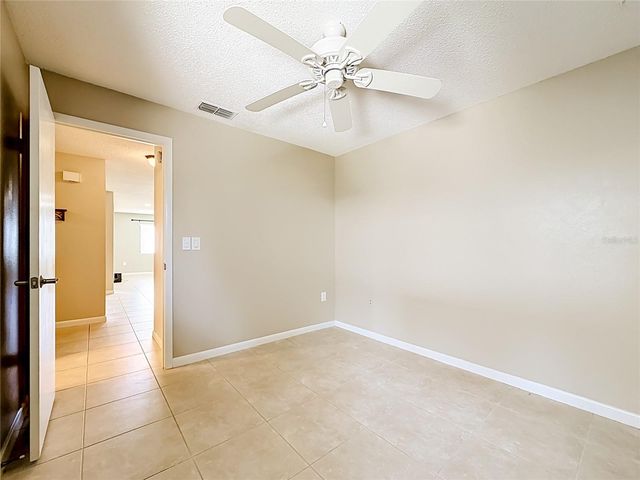 2733 COUNTRYSIDE BOULEVARD 105, Clearwater, FL 33761