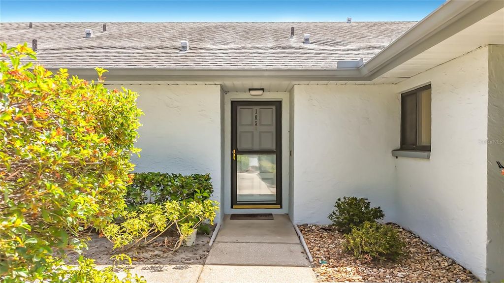 2733 COUNTRYSIDE BOULEVARD 105, Clearwater, FL 33761