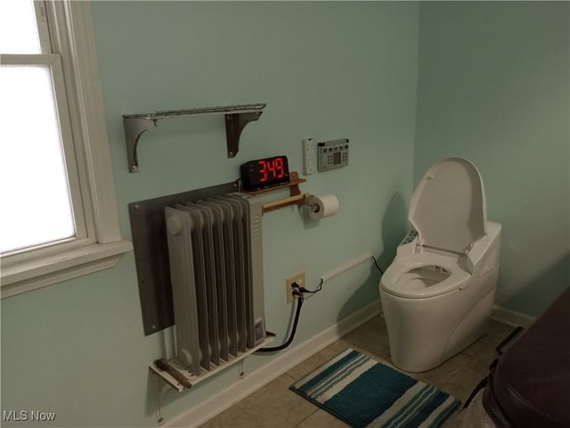 3896 E 43rd Street, Newburgh Heights, OH 44105