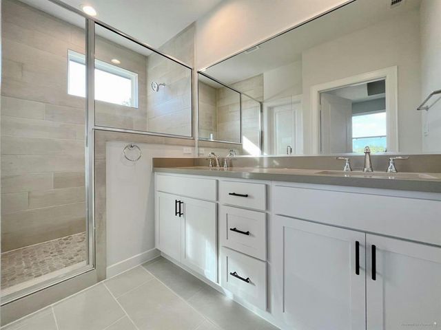 717 N Emile Street, Houston, TX 77020