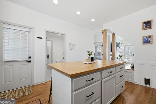 301 Port Laz Lane, Eatonton, GA 31024