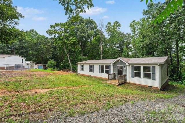 2998 Wilderness Trace, Claremont, NC 28610