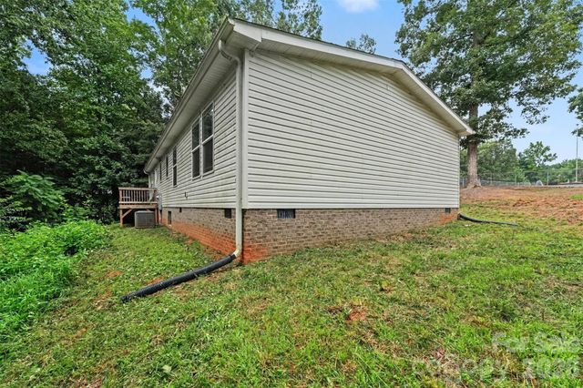 2998 Wilderness Trace, Claremont, NC 28610