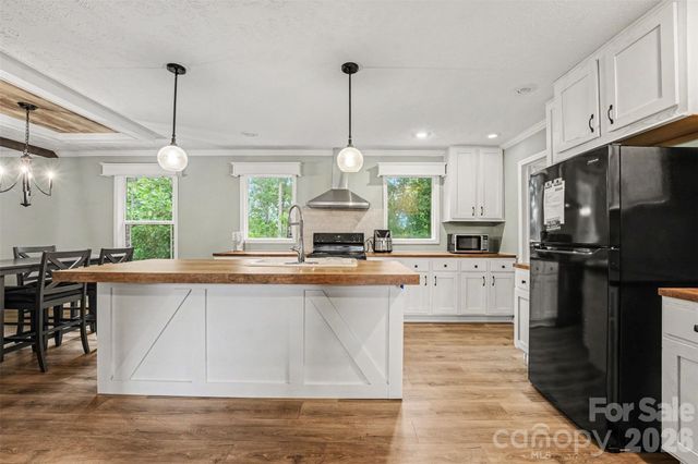 2998 Wilderness Trace, Claremont, NC 28610