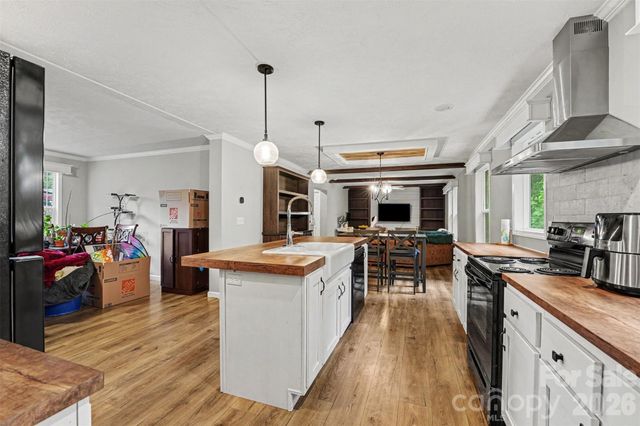 2998 Wilderness Trace, Claremont, NC 28610