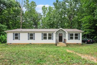 2998 Wilderness Trace, Claremont, NC 28610