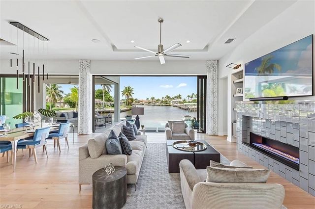 886 San Marco RD, Marco Island, FL 34145