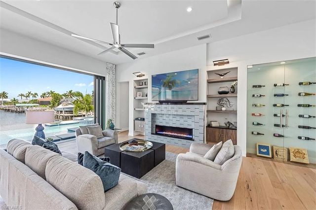 886 San Marco RD, Marco Island, FL 34145