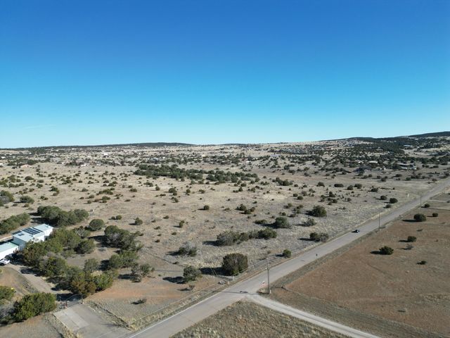 Frost & Tumbleweed W2NE4SW4, Sandia Park, NM 87047