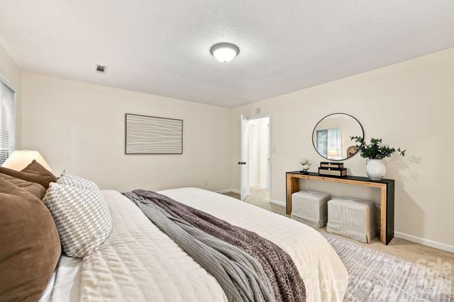 103 Briar Ridge Circle, Winston Salem, NC 27104