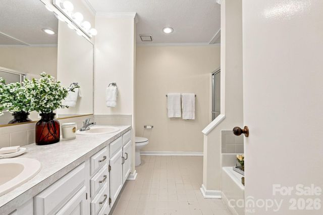 103 Briar Ridge Circle, Winston Salem, NC 27104