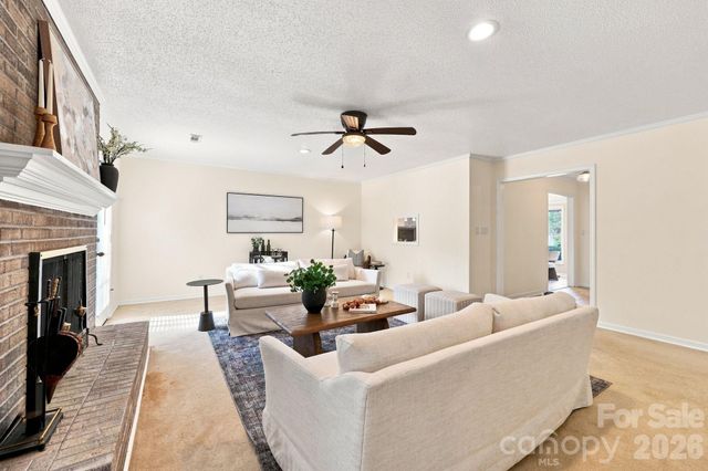 103 Briar Ridge Circle, Winston Salem, NC 27104