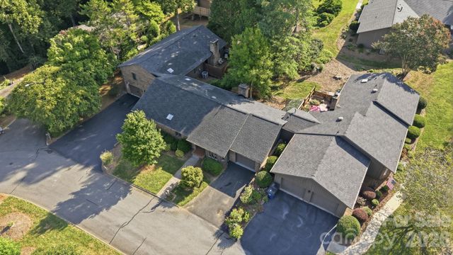 103 Briar Ridge Circle, Winston Salem, NC 27104