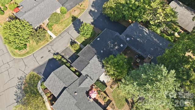 103 Briar Ridge Circle, Winston Salem, NC 27104