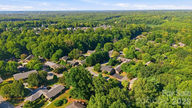 103 Briar Ridge Circle, Winston Salem, NC 27104