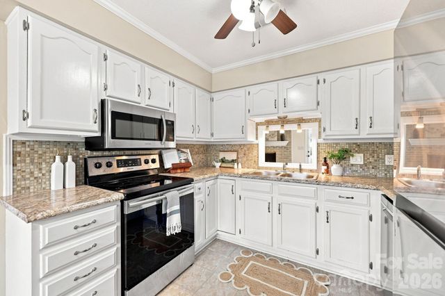103 Briar Ridge Circle, Winston Salem, NC 27104