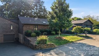 103 Briar Ridge Circle, Winston Salem, NC 27104