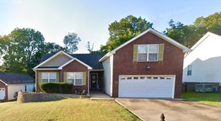 3128 Brook Hill Dr, Clarksville, TN 37042