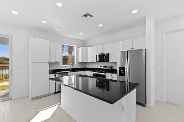 4404 Longwood Lake Square, The Acreage, FL 33470