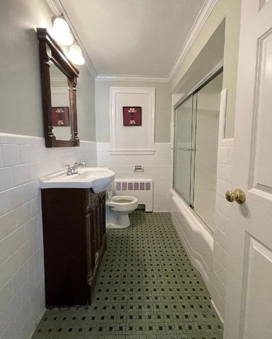 90 Cabot St, Waltham, MA 02453