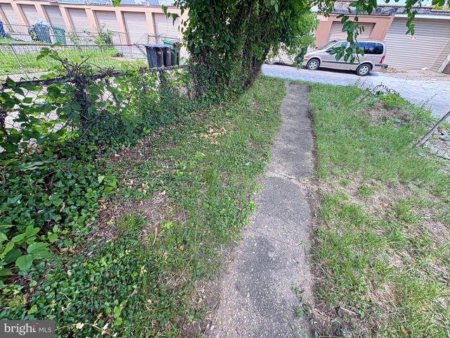 1504 N WASHINGTON ST, Baltimore, MD 21213