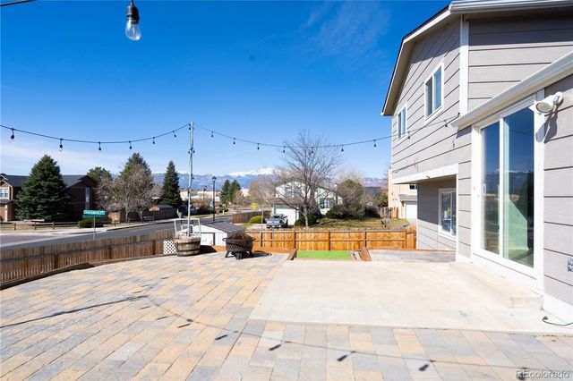 3805 Blazingwood Way, Colorado Springs, CO 80918