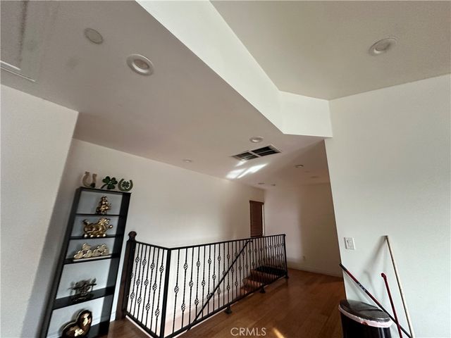 1737 W 37th Street, Los Angeles, CA 90018