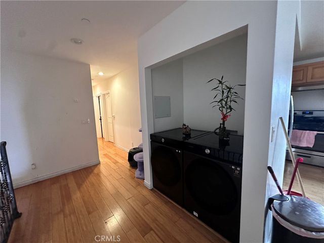 1737 W 37th Street, Los Angeles, CA 90018