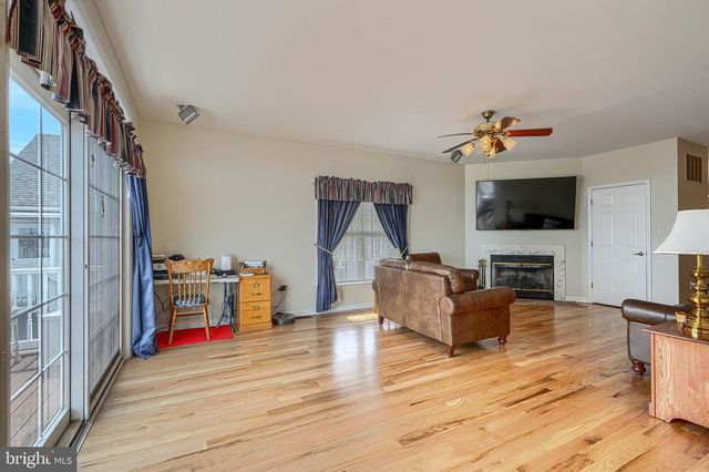 1205 BAYSIDE RD, Baltimore, MD 21221