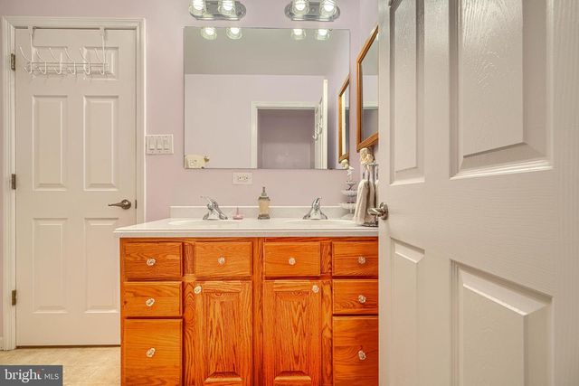 1205 BAYSIDE RD, Baltimore, MD 21221