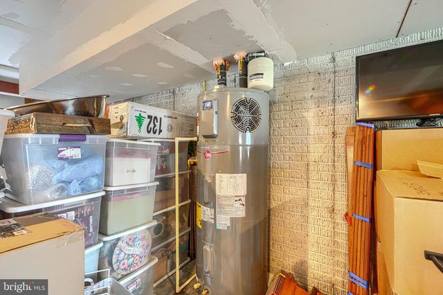 1205 BAYSIDE RD, Baltimore, MD 21221