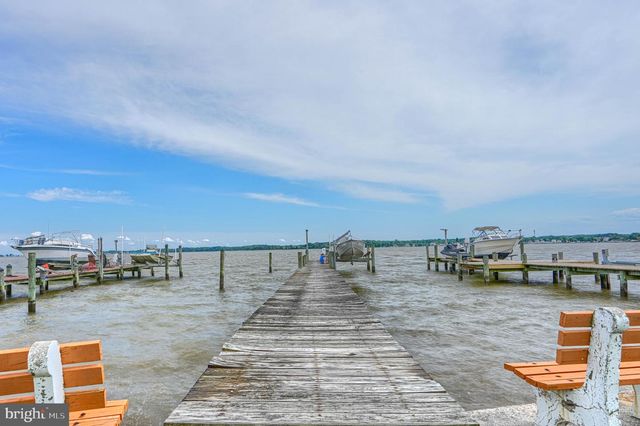 1205 BAYSIDE RD, Baltimore, MD 21221