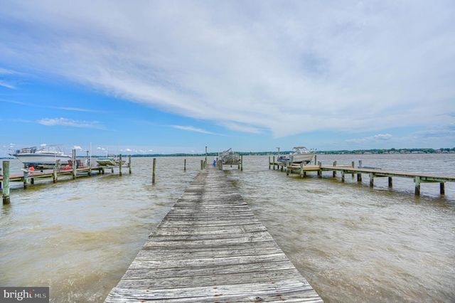 1205 BAYSIDE RD, Baltimore, MD 21221