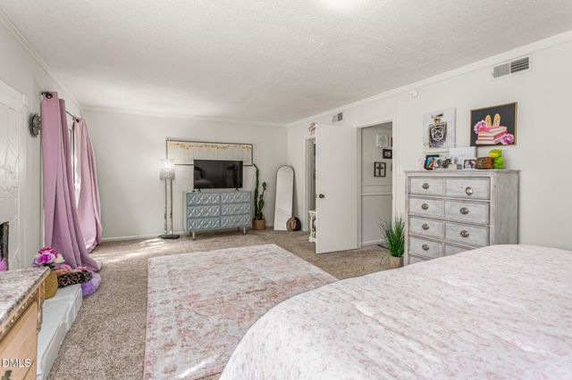 2234 Hickory Run, Graham, NC 27253