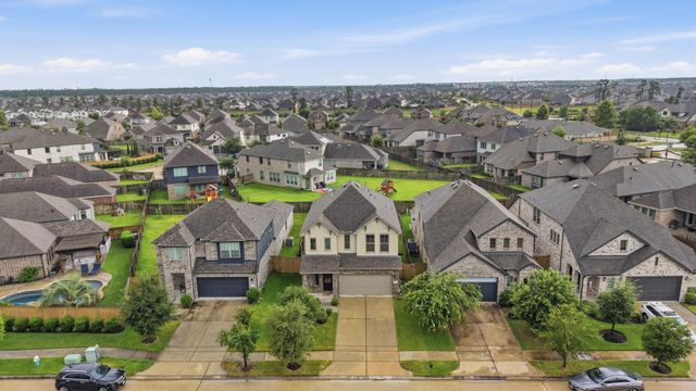 12338 Clunie Pass Drive, Humble, TX 77346