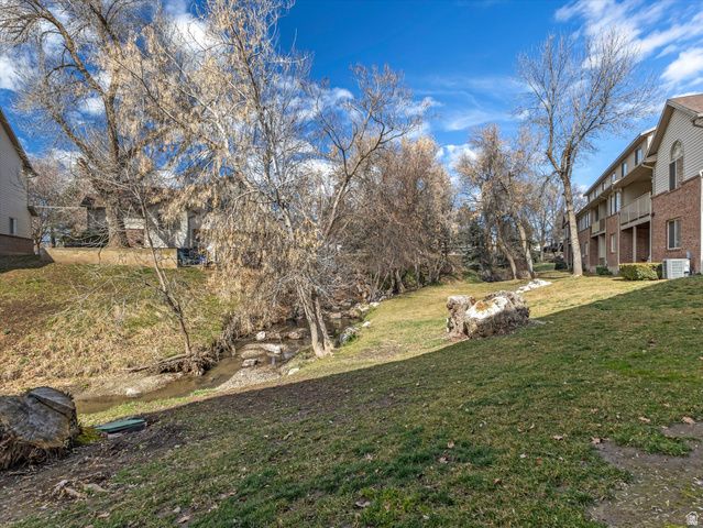 1137 E HOLMES LN, Layton, UT 84041