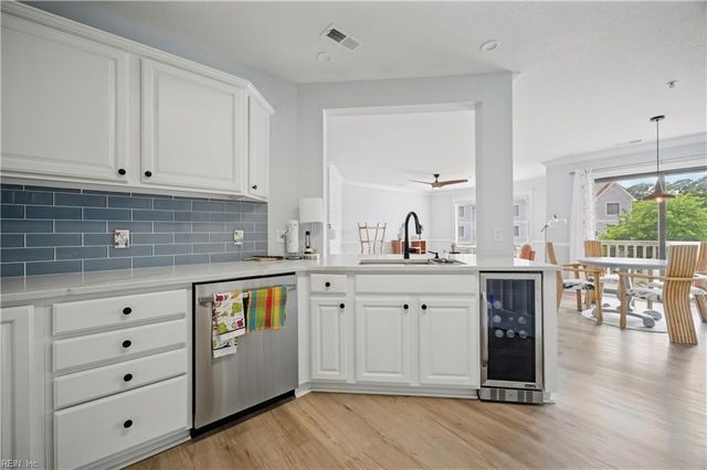 4 Harbor Watch Dr Unit 508, Chesapeake, VA 23320