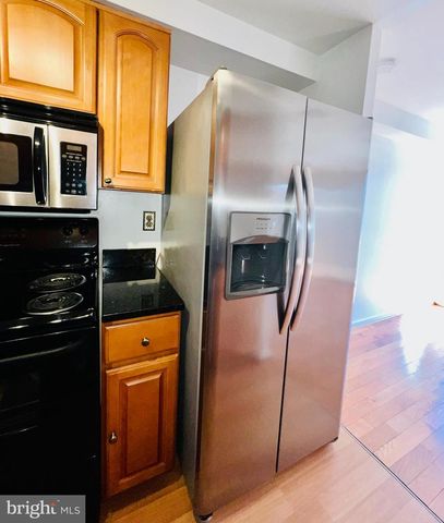 596 WEST CT, Glen Burnie, MD 21061