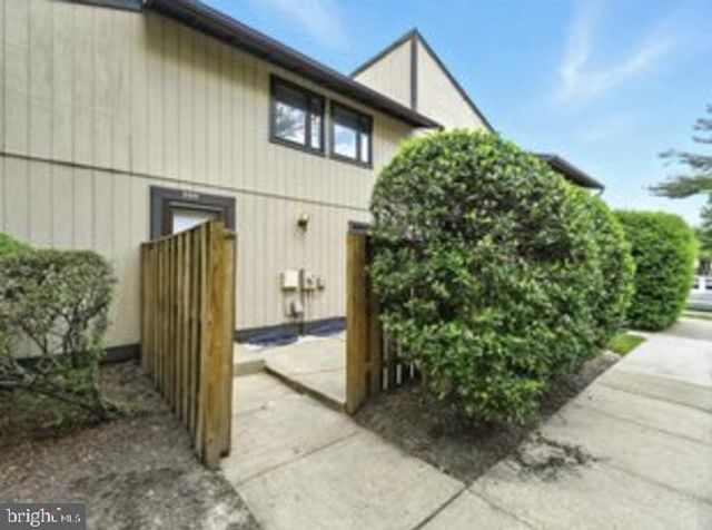 596 WEST CT, Glen Burnie, MD 21061