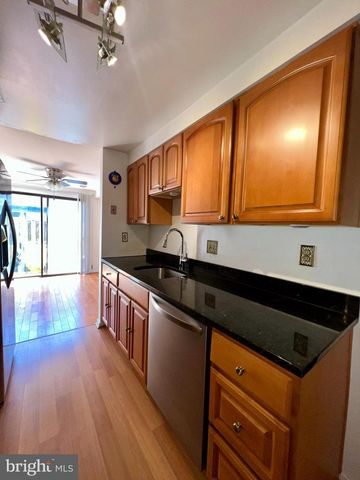 596 WEST CT, Glen Burnie, MD 21061