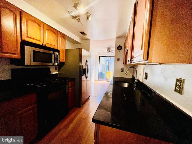 596 WEST CT, Glen Burnie, MD 21061