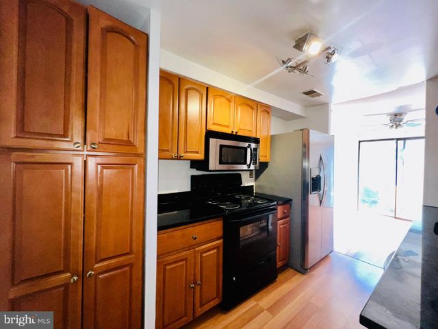 596 WEST CT, Glen Burnie, MD 21061