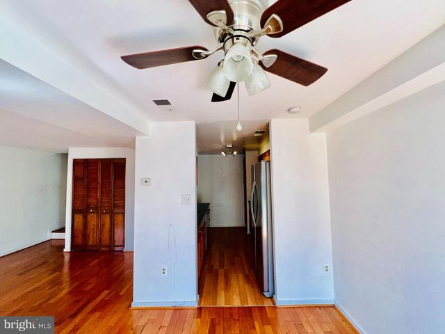 596 WEST CT, Glen Burnie, MD 21061