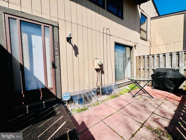 596 WEST CT, Glen Burnie, MD 21061