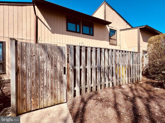 596 WEST CT, Glen Burnie, MD 21061